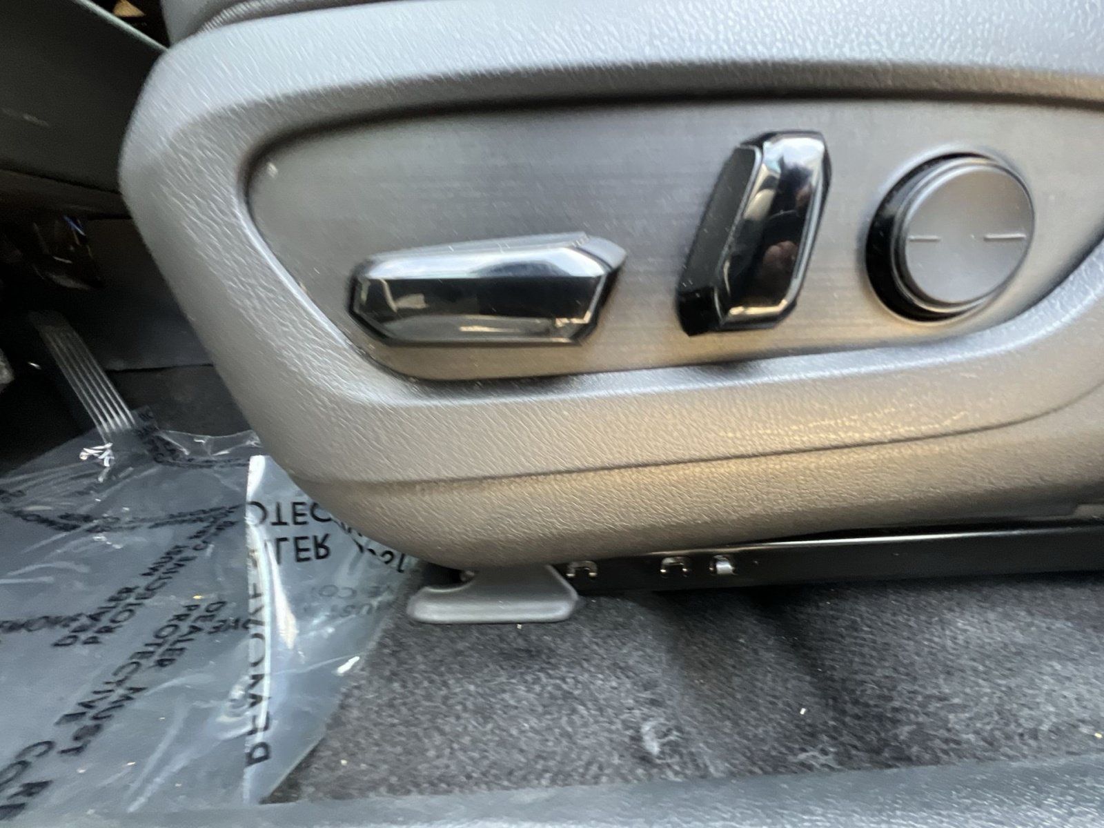 Used 2024 Lexus NX 250 FWD w/ Cold Area Package image 22