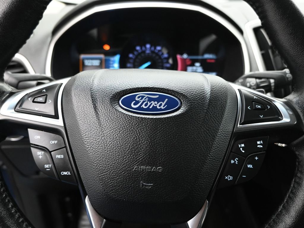Certified 2018 Ford Edge SEL w/ Equipment Group 201A image 52
