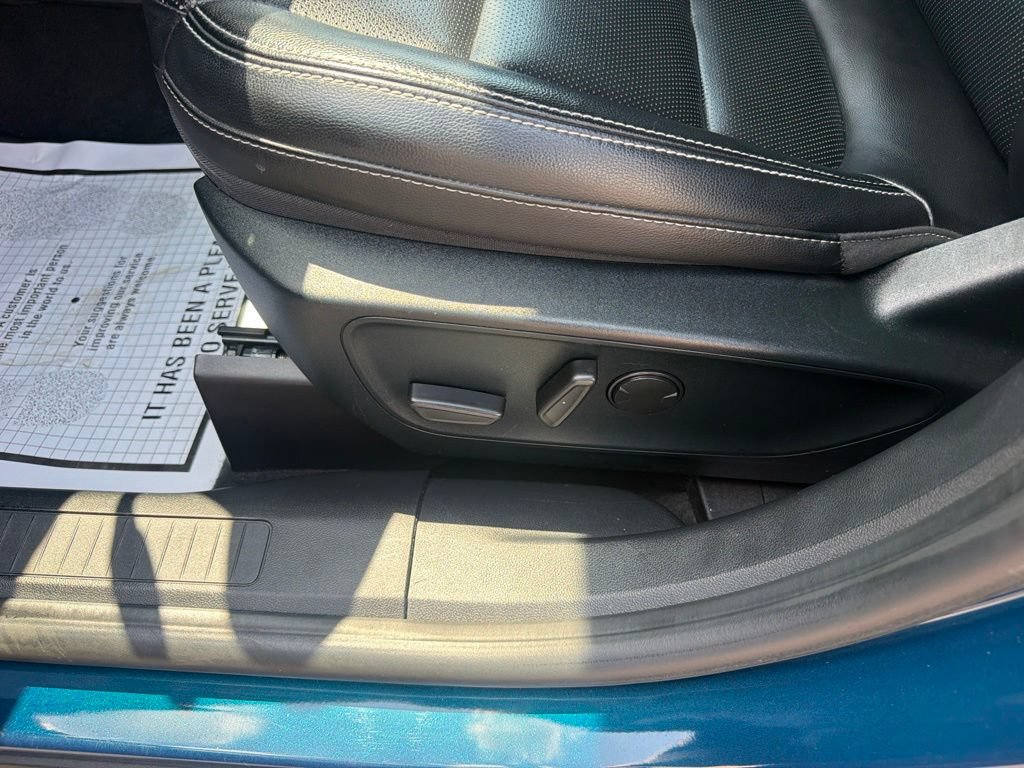 Certified 2020 Ford Escape SEL FWD image 28
