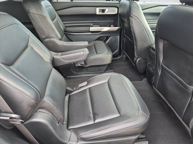 Certified 2023 Ford Explorer XLT w/ Equipment Group 202A AWD/4WD image 23