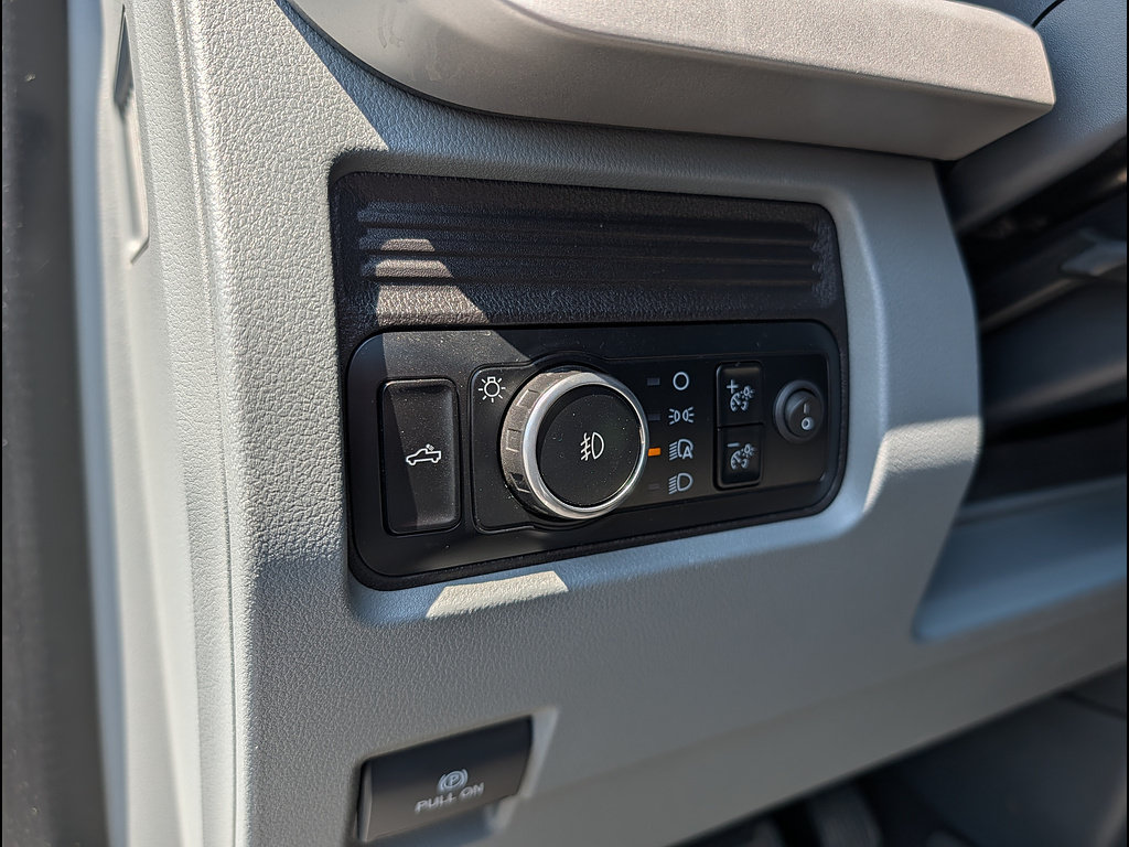 Certified 2024 Ford F350 XLT AWD/4WD image 28