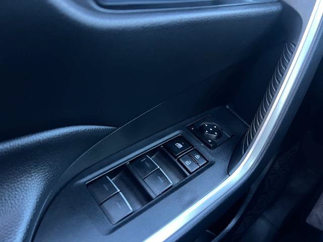 Used 2024 Toyota RAV4 XLE w/ Convenience Package FWD image 16
