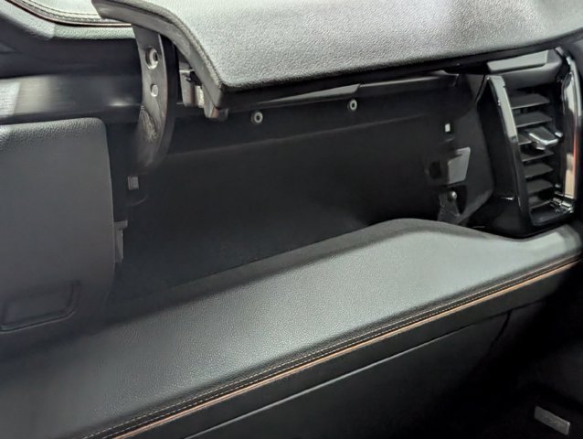 Used 2025 GMC Sierra 2500 AT4 AWD/4WD image 10