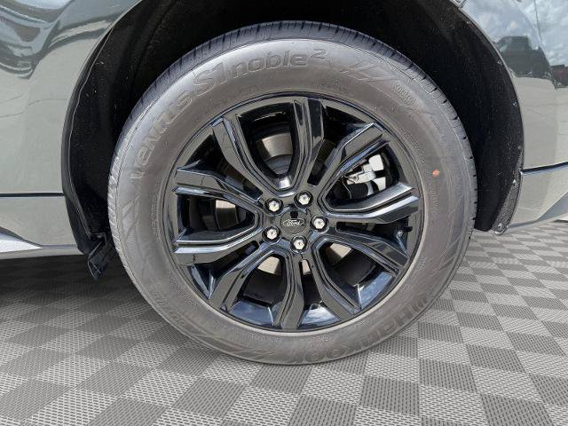 Certified 2024 Ford Edge SE w/ Black Appearance Package AWD/4WD image 26