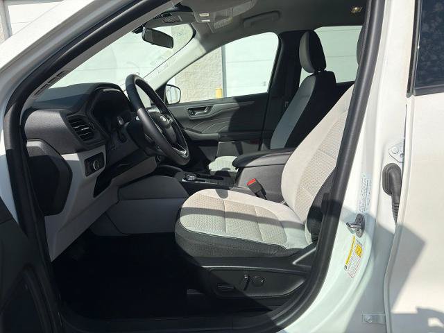 Certified 2023 Ford Escape Active AWD/4WD image 9