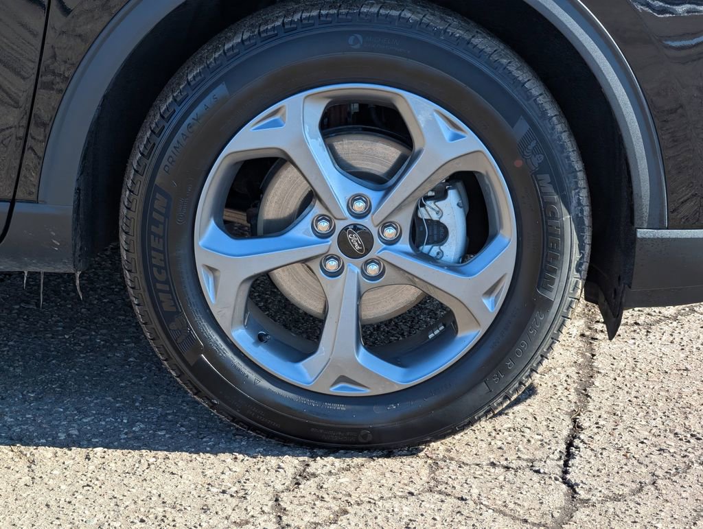 Certified 2025 Ford Escape ST-Line AWD/4WD image 7