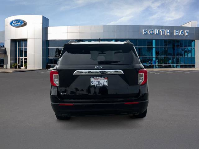 Certified 2023 Ford Explorer XLT RWD image 4