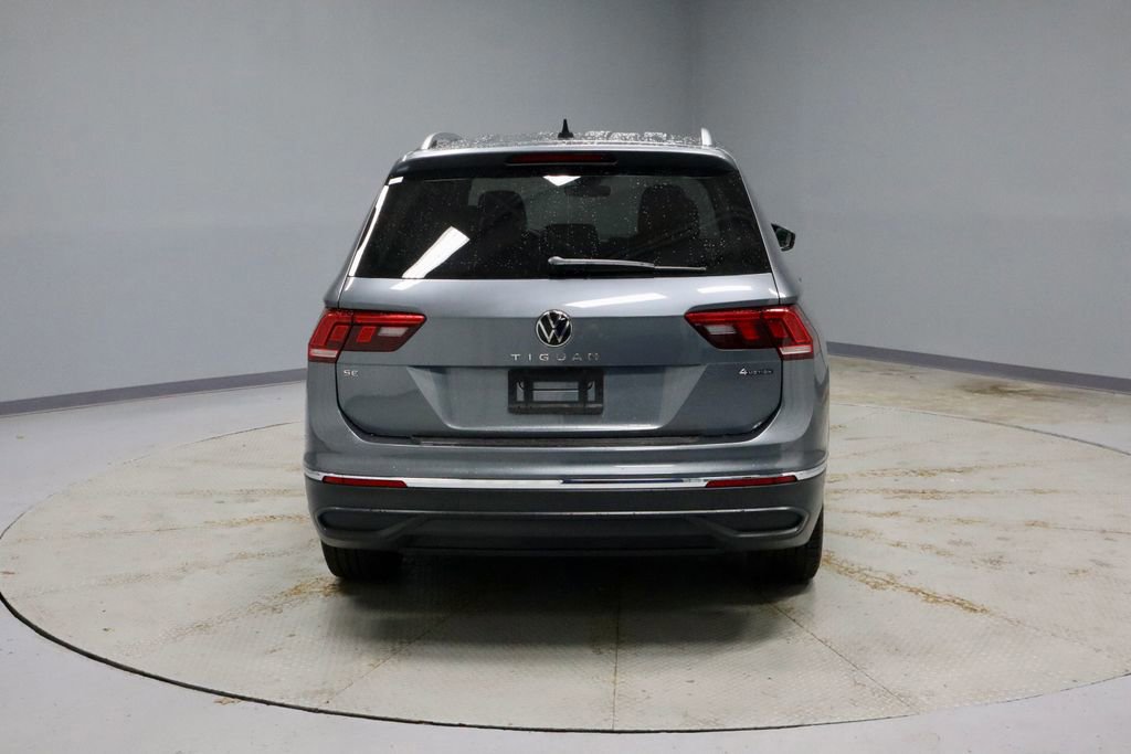 Used 2022 Volkswagen Tiguan SE image 4