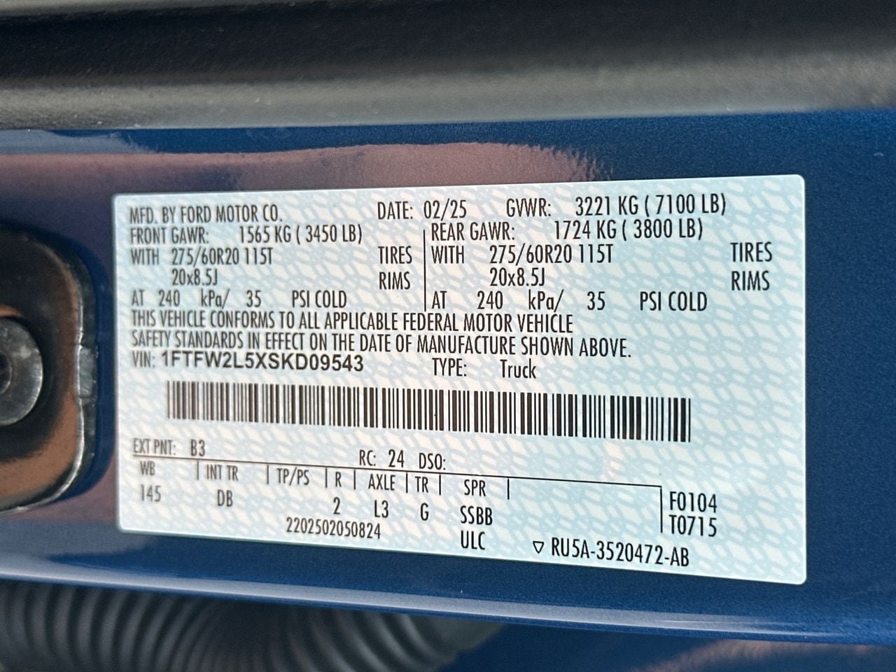 Certified 2025 Ford F150 STX w/ Equipment Group 200A AWD/4WD image 34