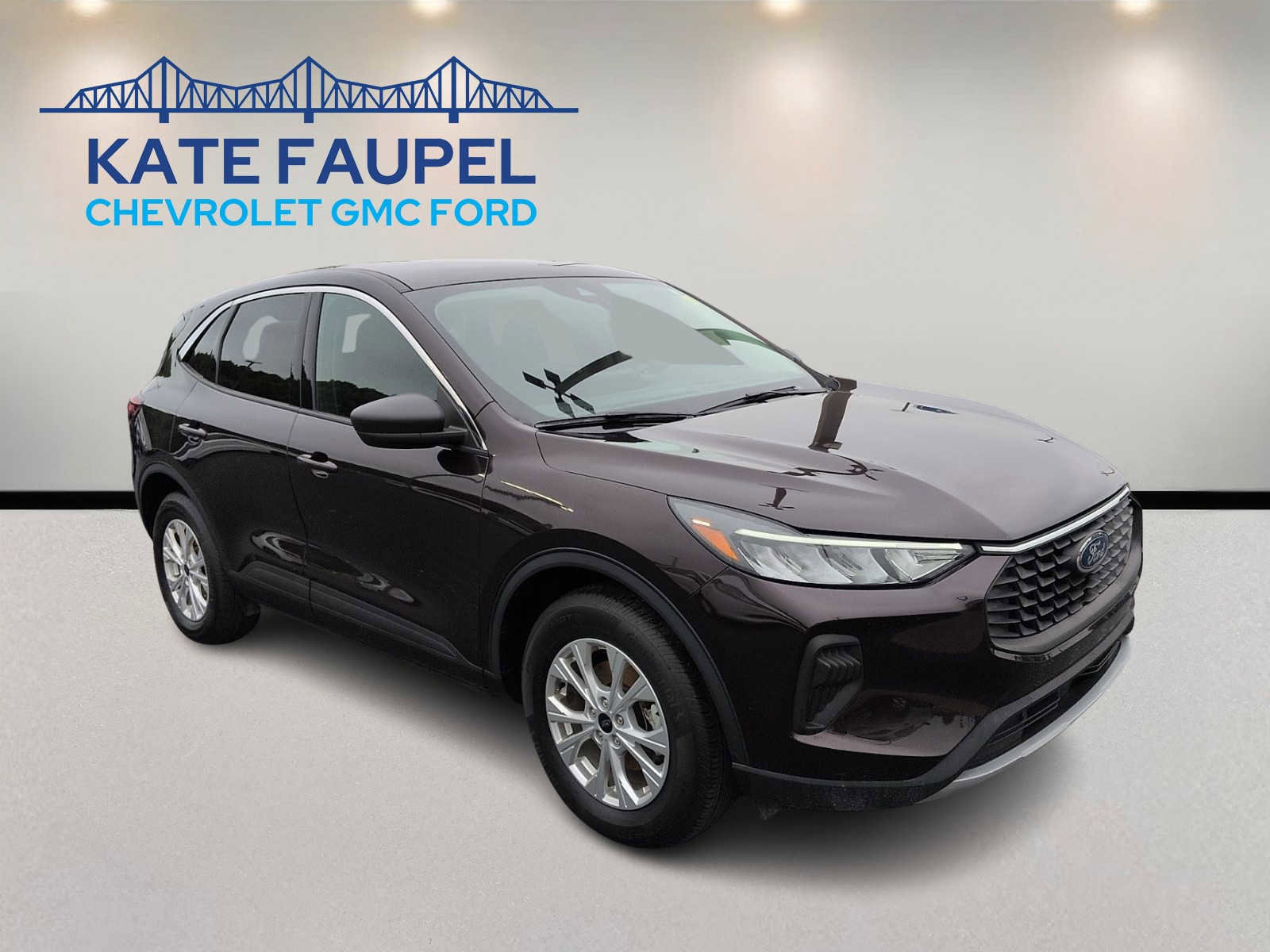Certified 2023 Ford Escape Active AWD/4WD image 1