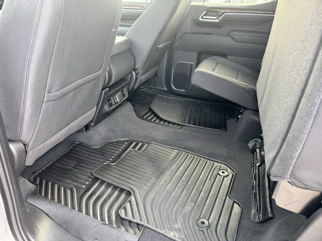 Used 2025 Chevrolet Silverado 1500 LT image 30