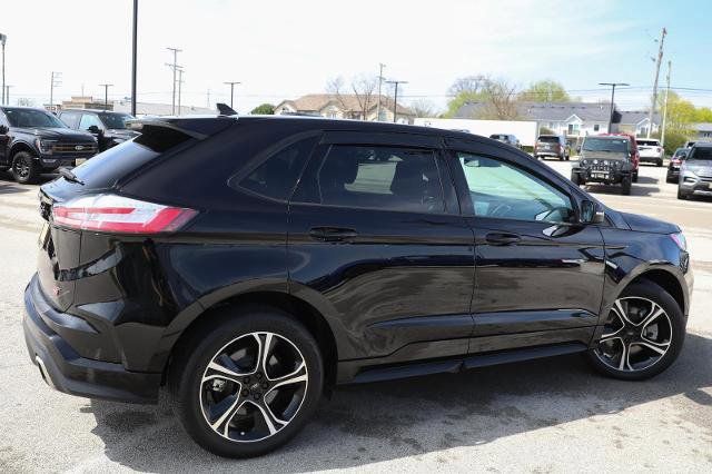 Certified 2023 Ford Edge ST image 4