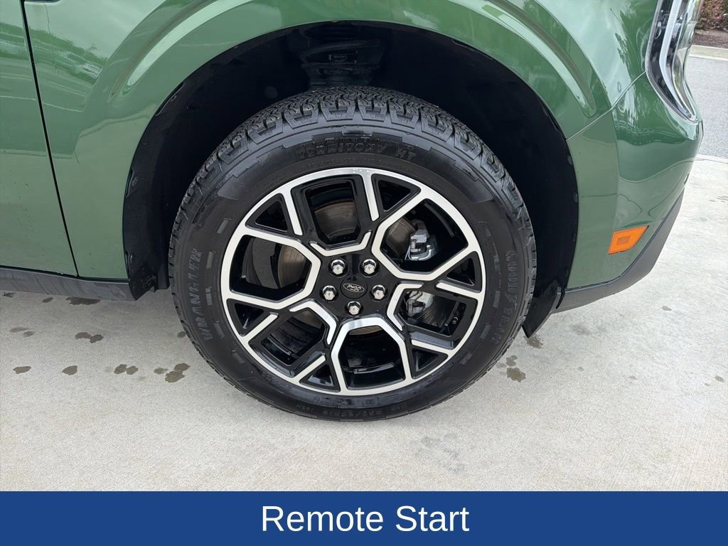 Certified 2025 Ford Maverick Lariat image 10