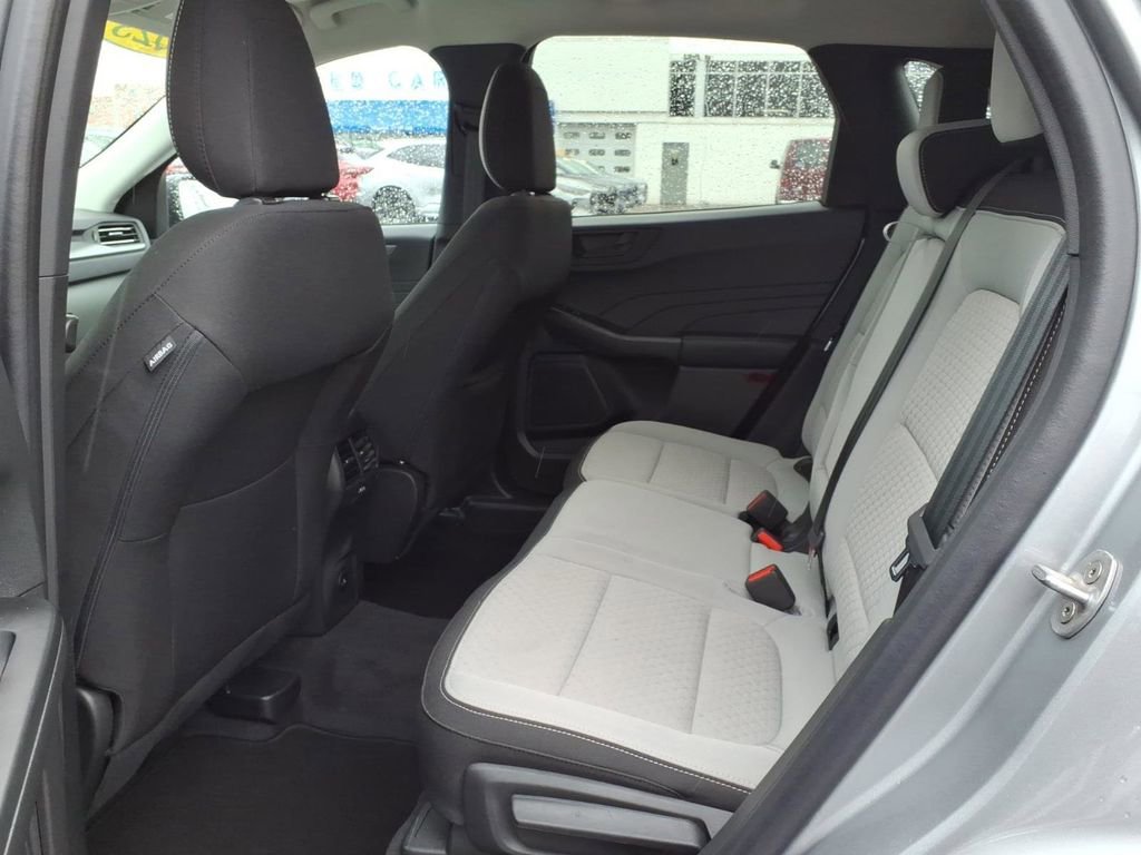 Certified 2023 Ford Escape Active AWD/4WD image 11