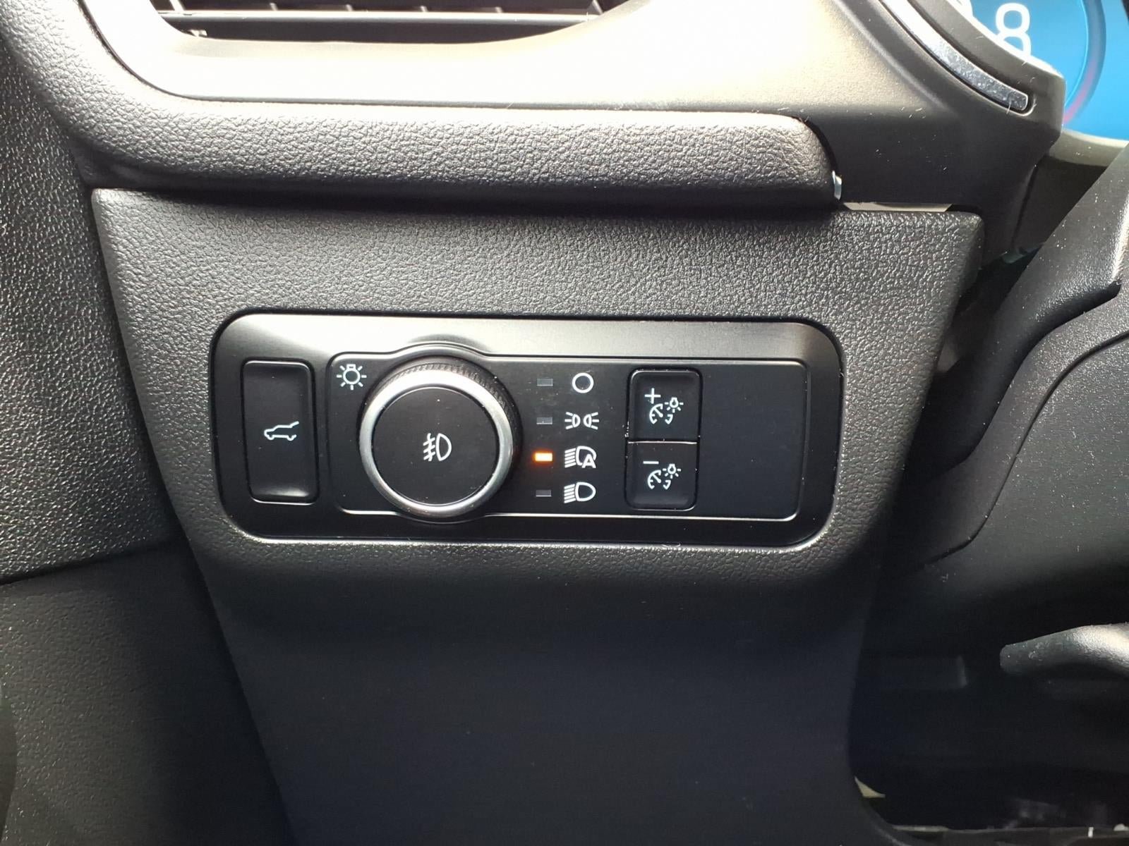 Certified 2023 Ford Escape Platinum w/ Premium Technology Package AWD/4WD image 27