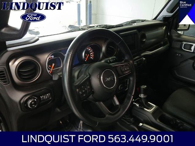 Used 2021 Jeep Gladiator Sport AWD/4WD image 11