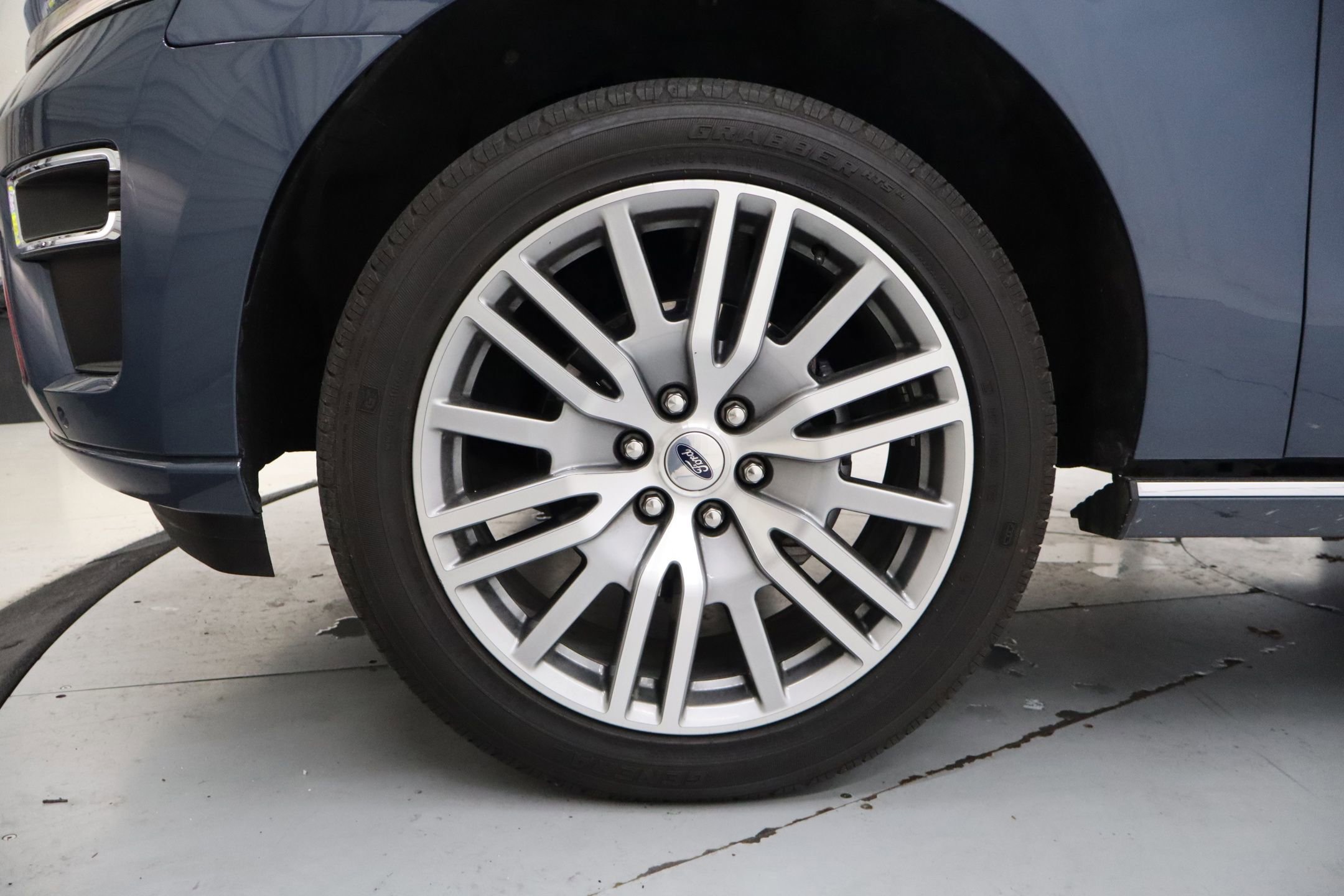 Certified 2022 Ford Expedition Max Platinum AWD/4WD image 12