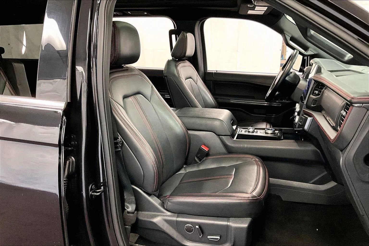 Certified 2022 Ford Expedition Max Limited image 7