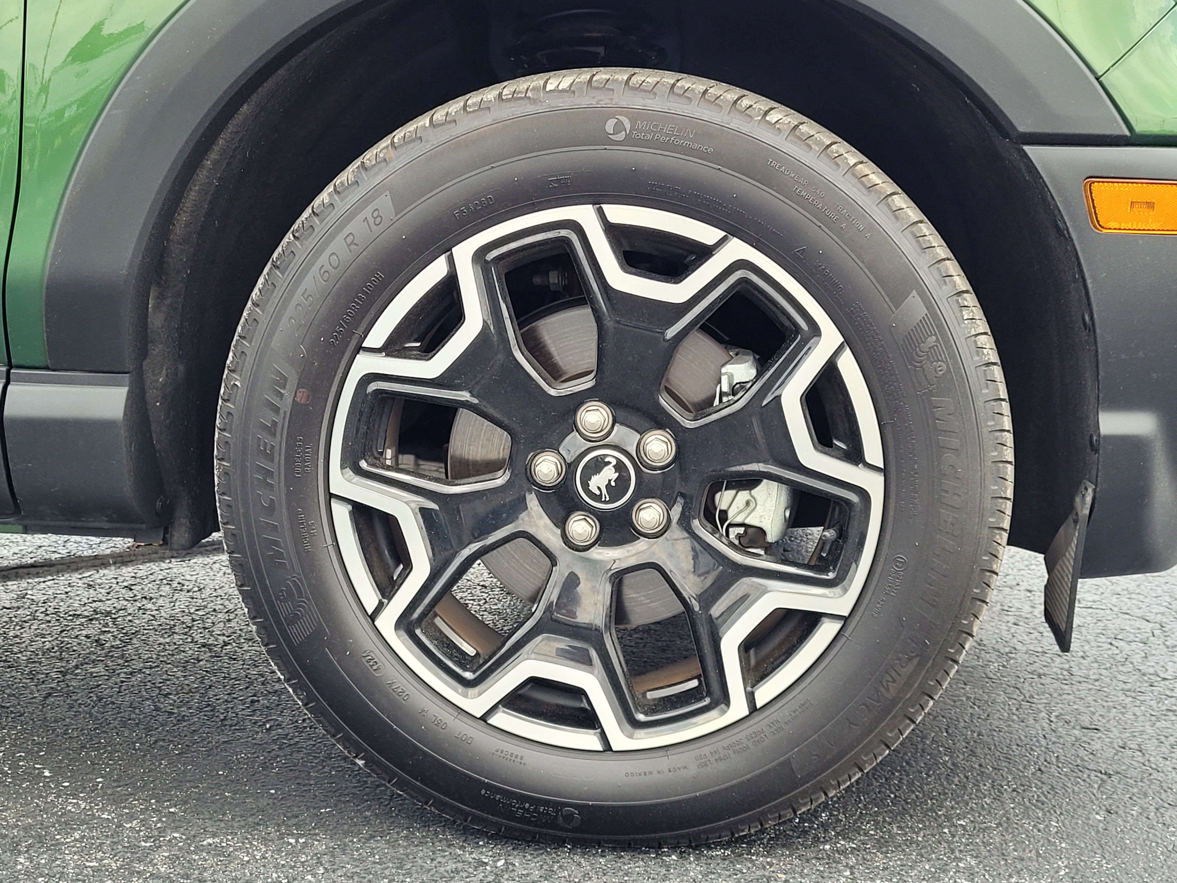Certified 2025 Ford Bronco Sport Outer Banks w/ Outer Banks Tech Package+ AWD/4WD image 10