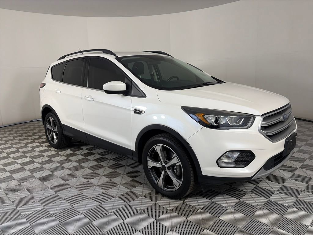 Certified 2017 Ford Escape SE w/ SE Leather Comfort Package image 5