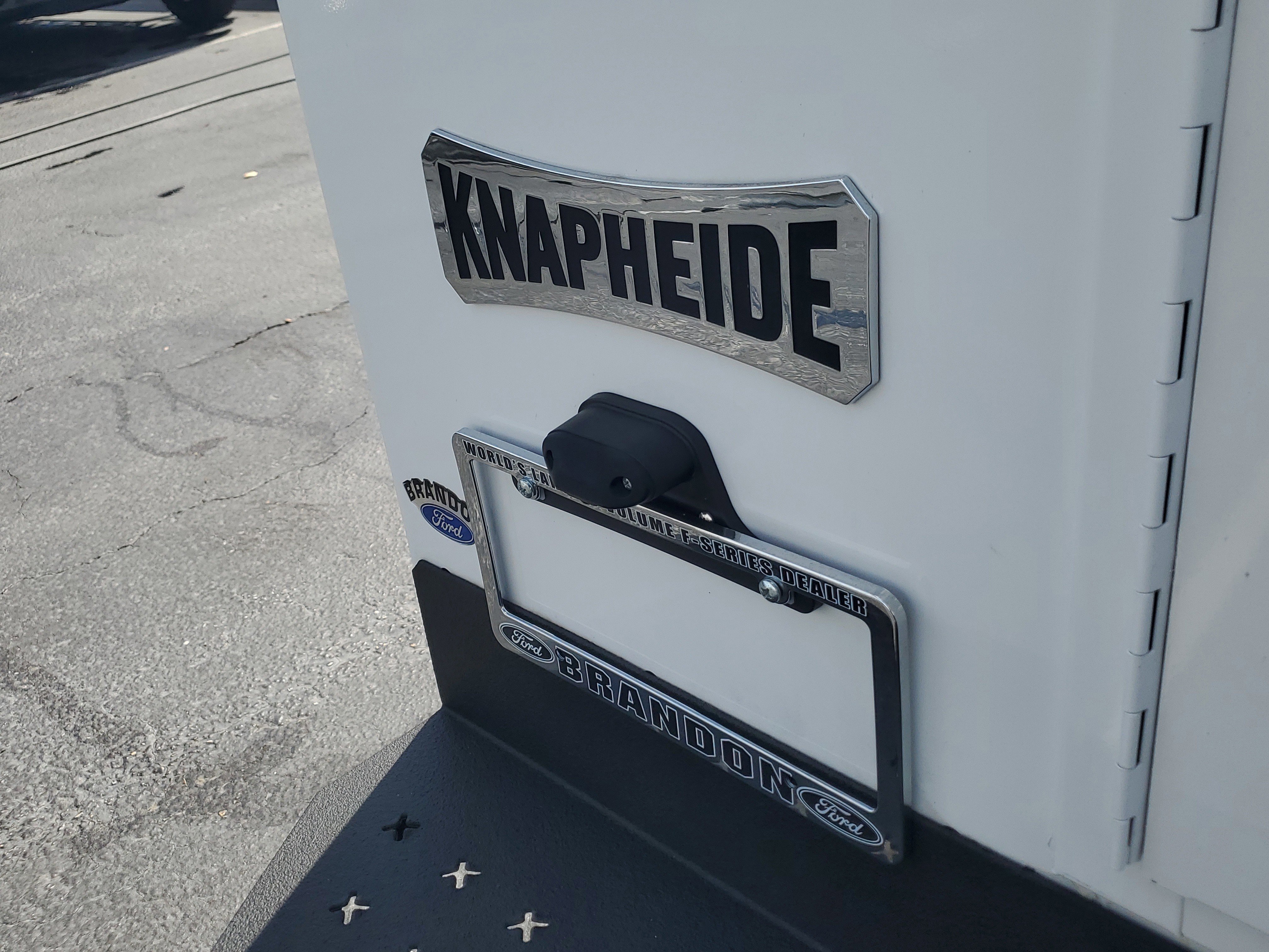 Certified 2024 Ford E-450 and Econoline 450 Super Duty w/ Driver's Safety Package image 10