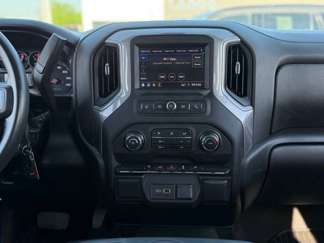 Used 2021 Chevrolet Silverado 1500 Custom AWD/4WD image 18