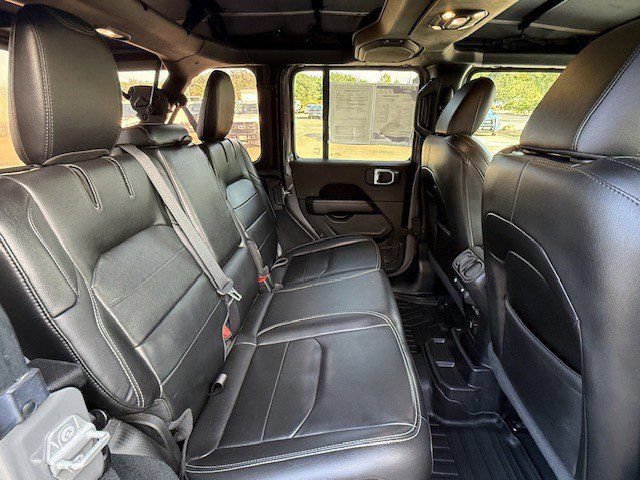 Used 2021 Jeep Wrangler Unlimited Sahara w/ Cold Weather Group AWD/4WD image 14