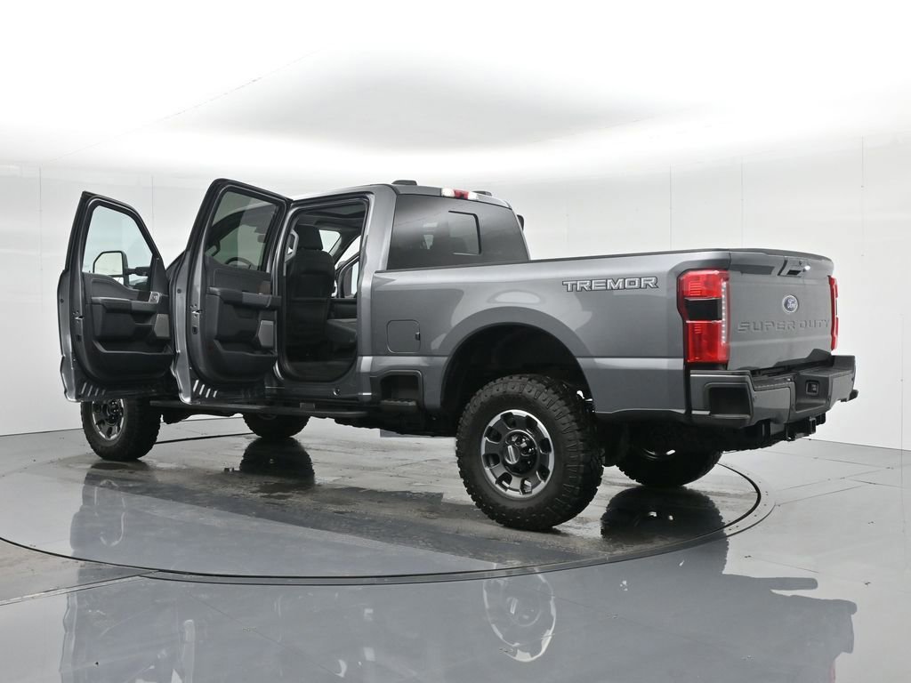 Certified 2024 Ford F250 Lariat w/ Tremor Off-Road Package image 60