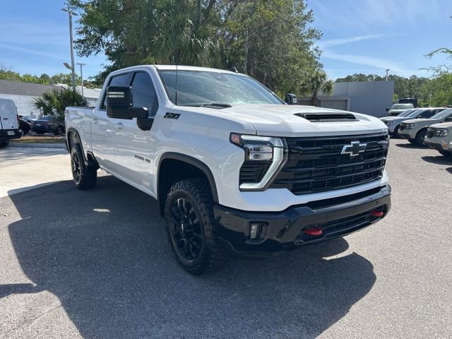 Used 2025 Chevrolet Silverado 2500 LT w/ Trail Boss Package AWD/4WD image 2