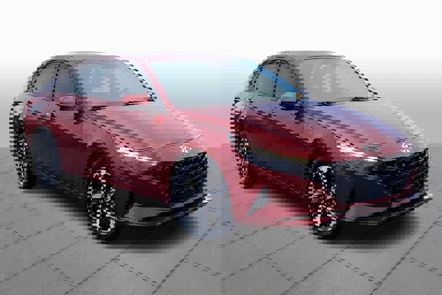 Used 2023 Hyundai Elantra SEL w/ Convenience Package image 2