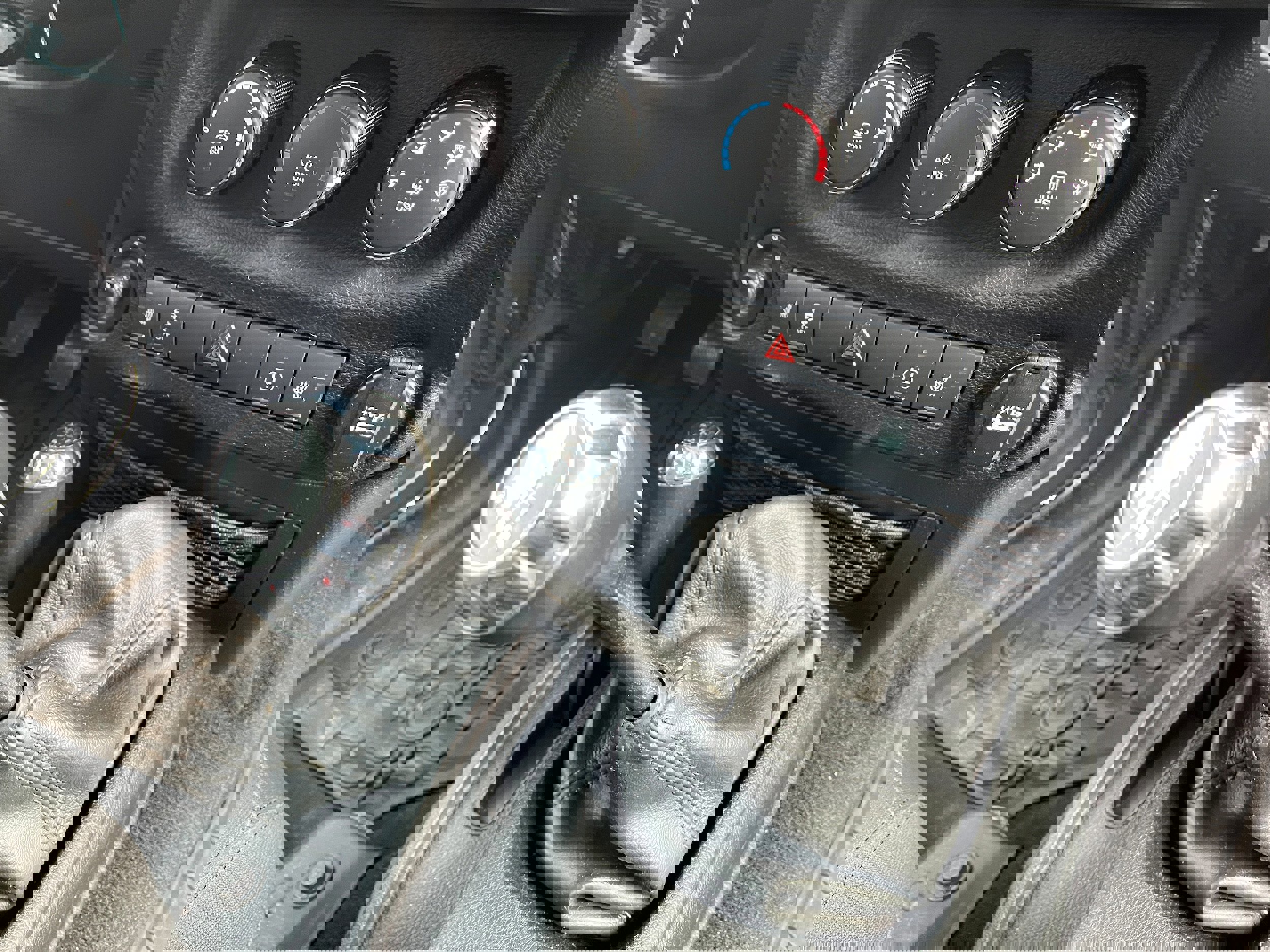 Used 2017 Jeep Wrangler Unlimited Sport image 19