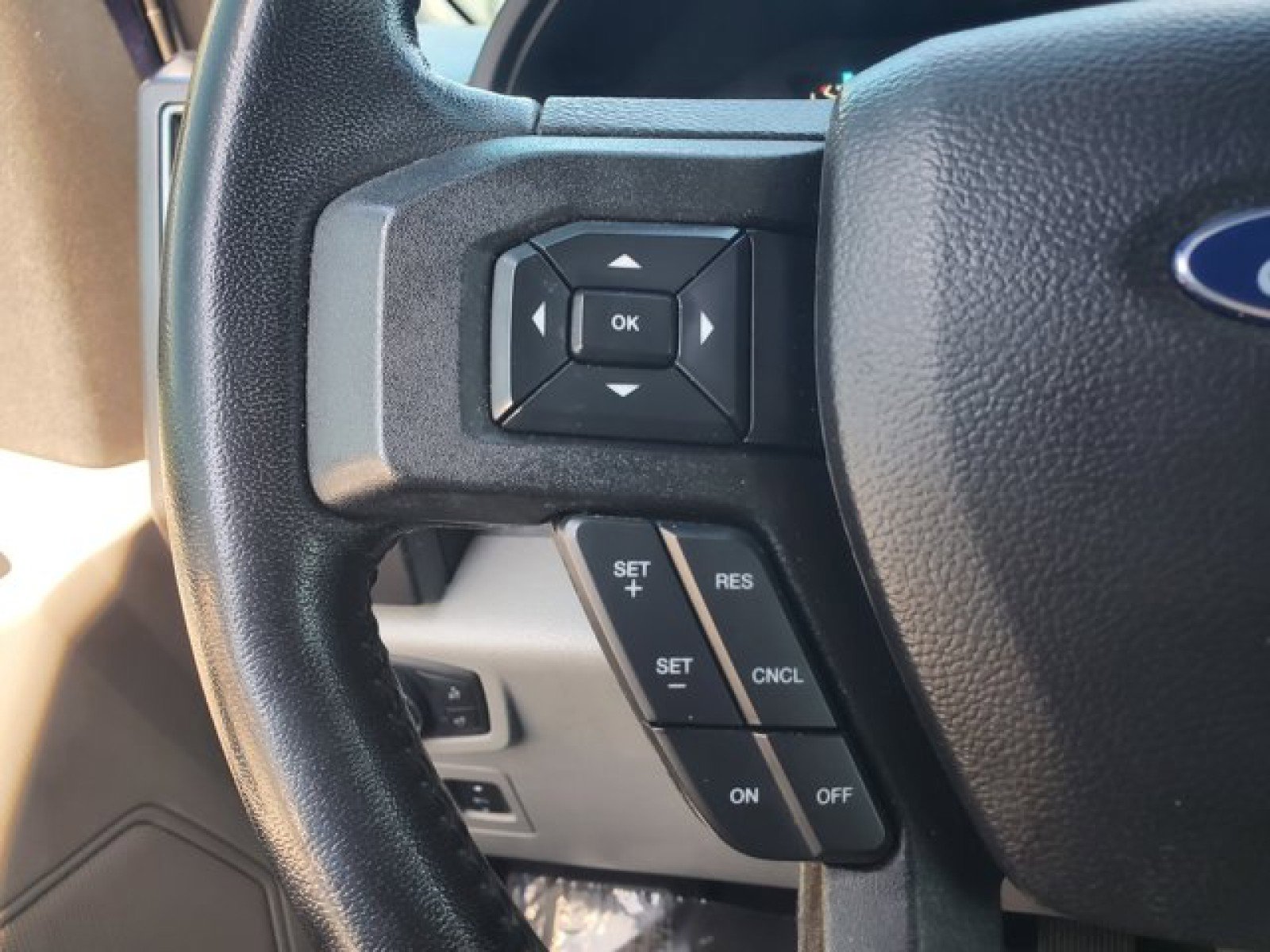 Certified 2018 Ford F150 XLT w/ Equipment Group 302A Luxury image 17