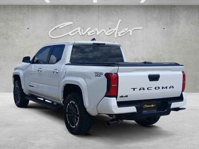 Used 2025 Toyota Tacoma TRD Sport AWD/4WD image 15
