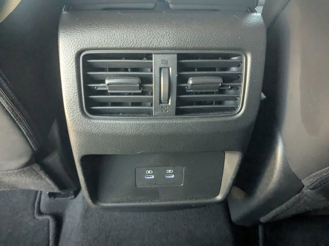 Used 2024 Nissan Rogue SV w/ SV Premium Package image 34