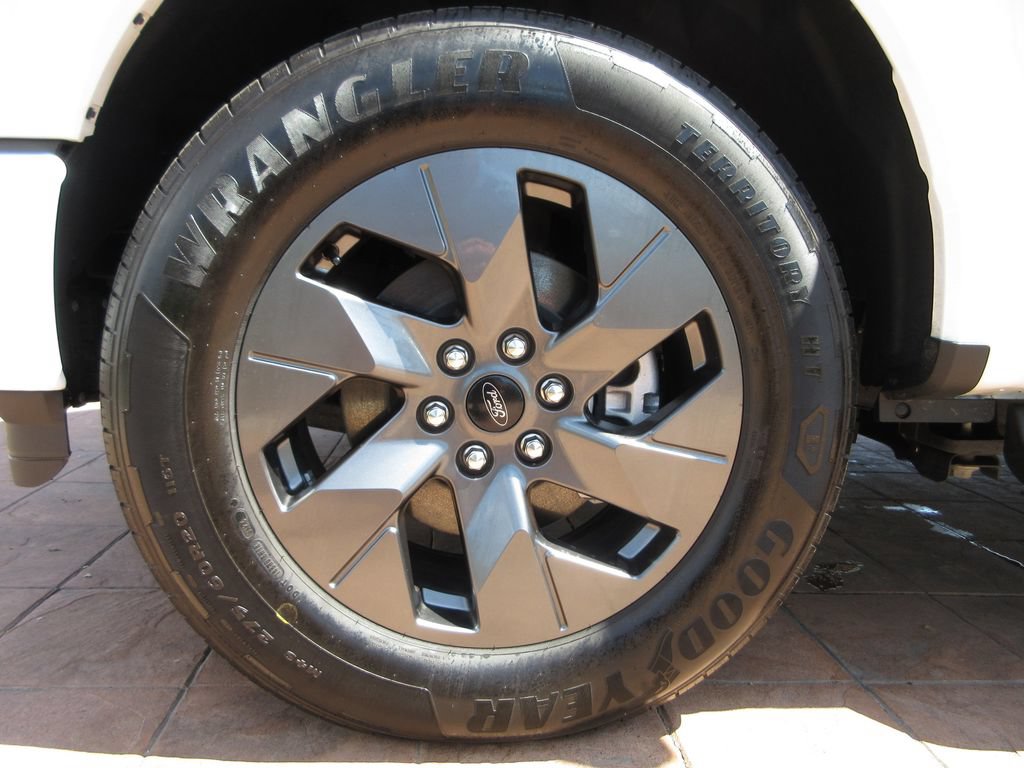 Certified 2024 Ford F150 Lightning XLT AWD/4WD image 8