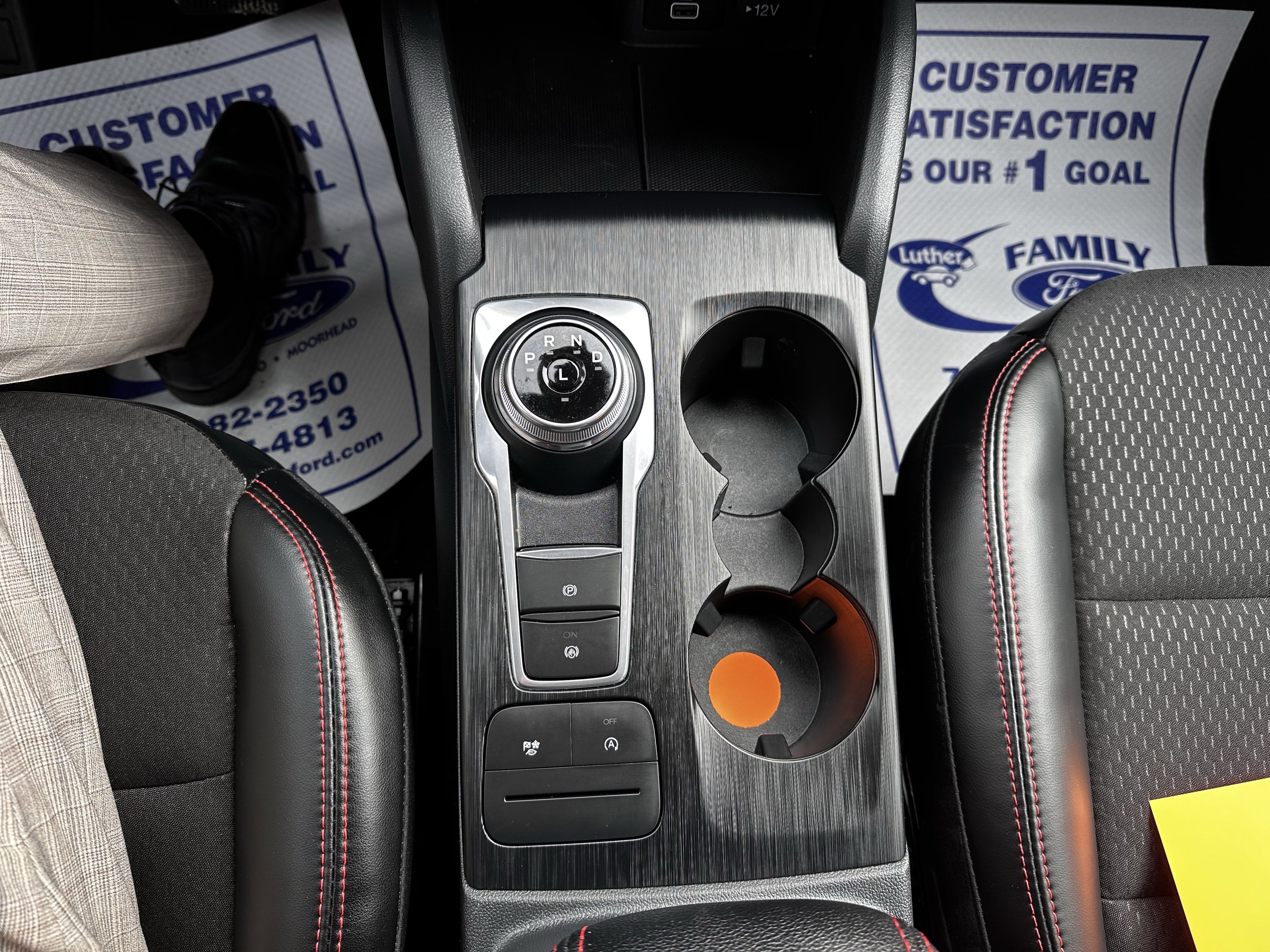 Certified 2025 Ford Escape ST-Line image 17