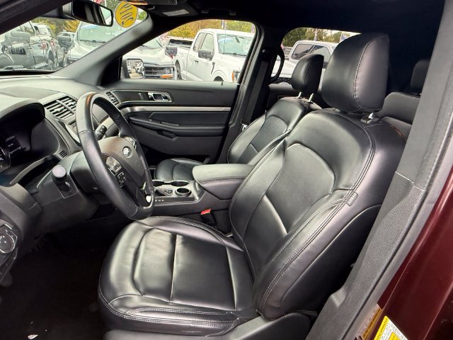 Certified 2019 Ford Explorer XLT w/ Equipment Group 202A FWD image 6