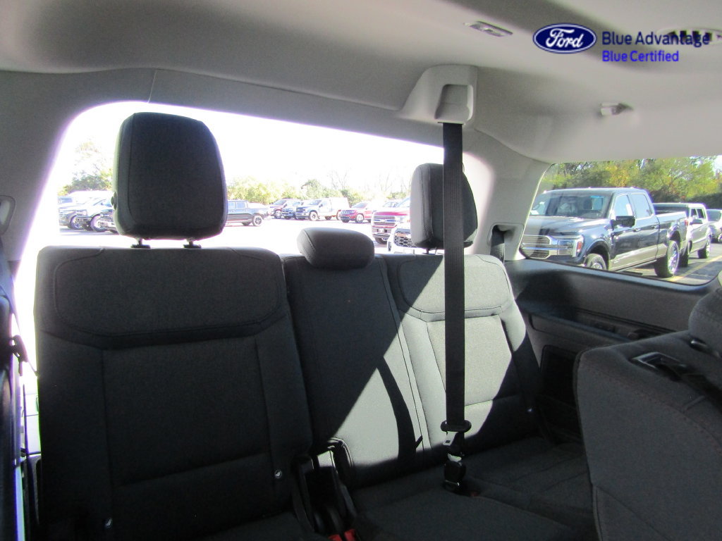 Certified 2025 Ford Expedition Active AWD/4WD image 18