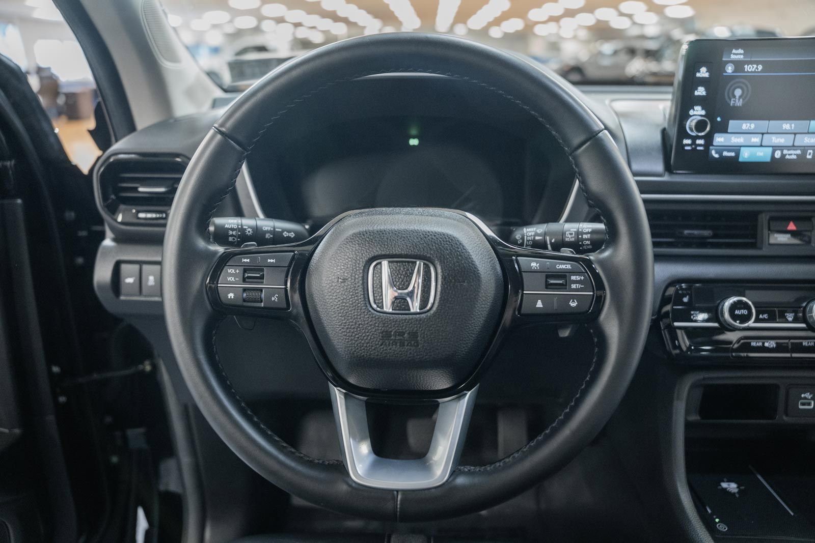 Used 2024 Honda Pilot EX-L image 37