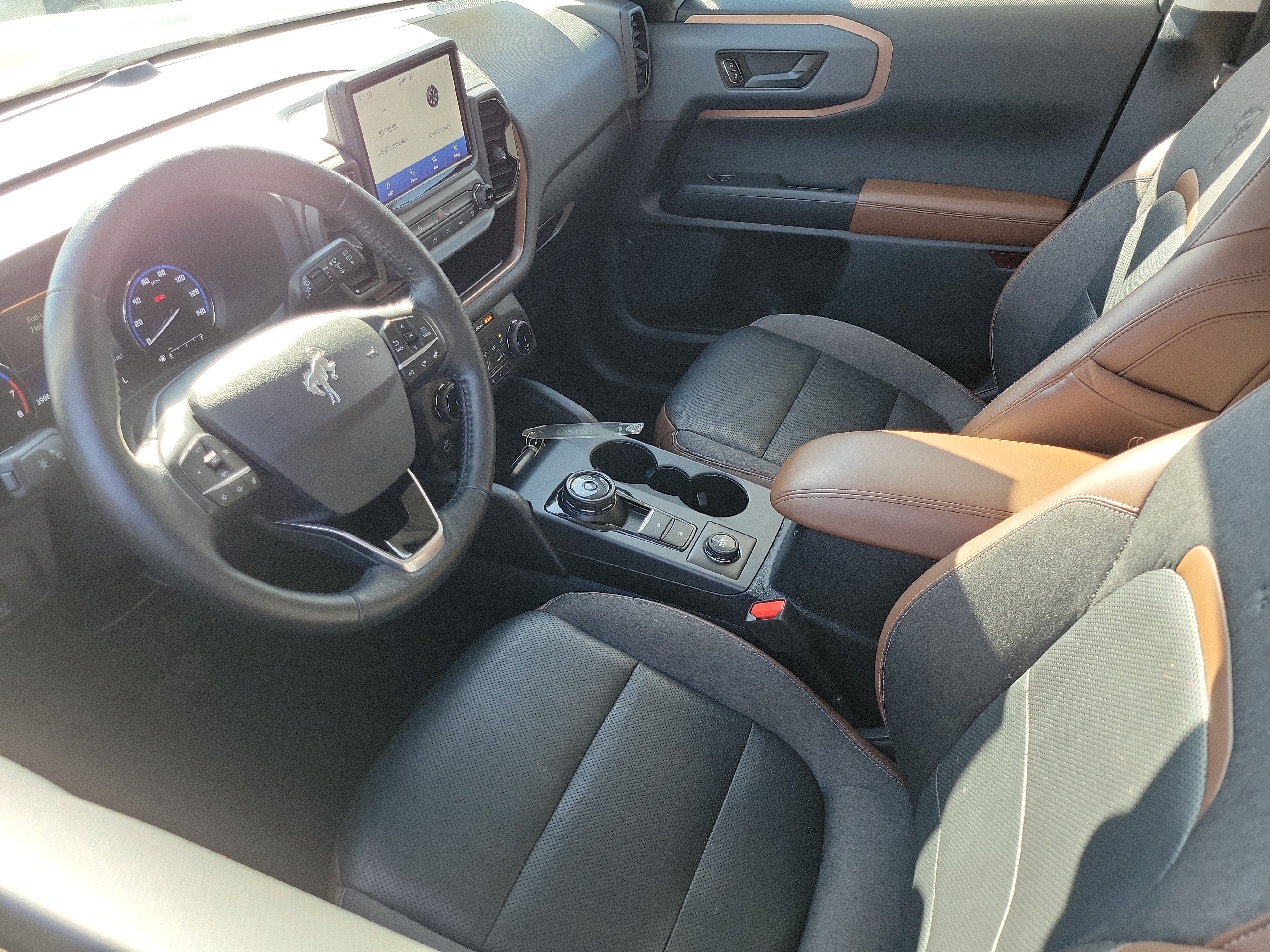 Certified 2022 Ford Bronco Sport Outer Banks AWD/4WD image 3