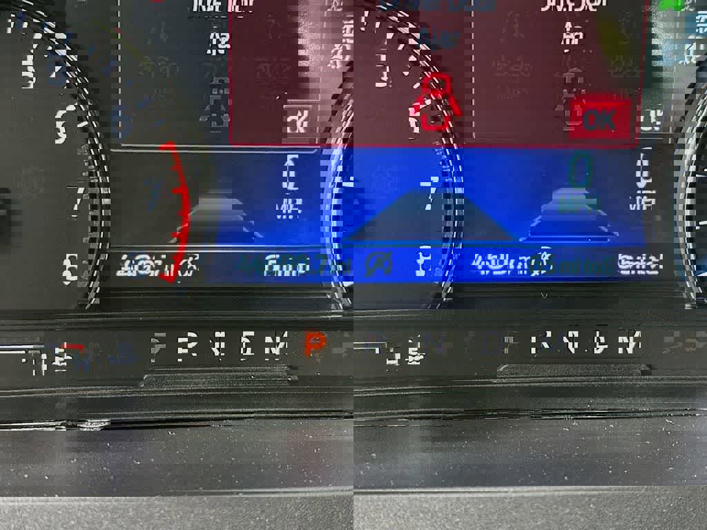 Certified 2020 Ford Explorer XLT w/ Equipment Group 202A image 23