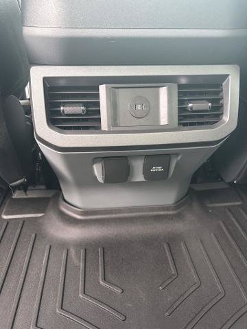 Certified 2023 Ford F250 XLT AWD/4WD image 13