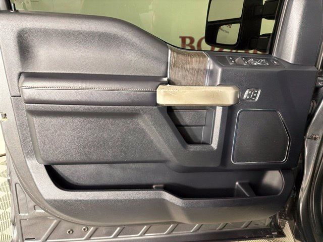 Certified 2020 Ford F250 Lariat w/ Lariat Value Package AWD/4WD image 23