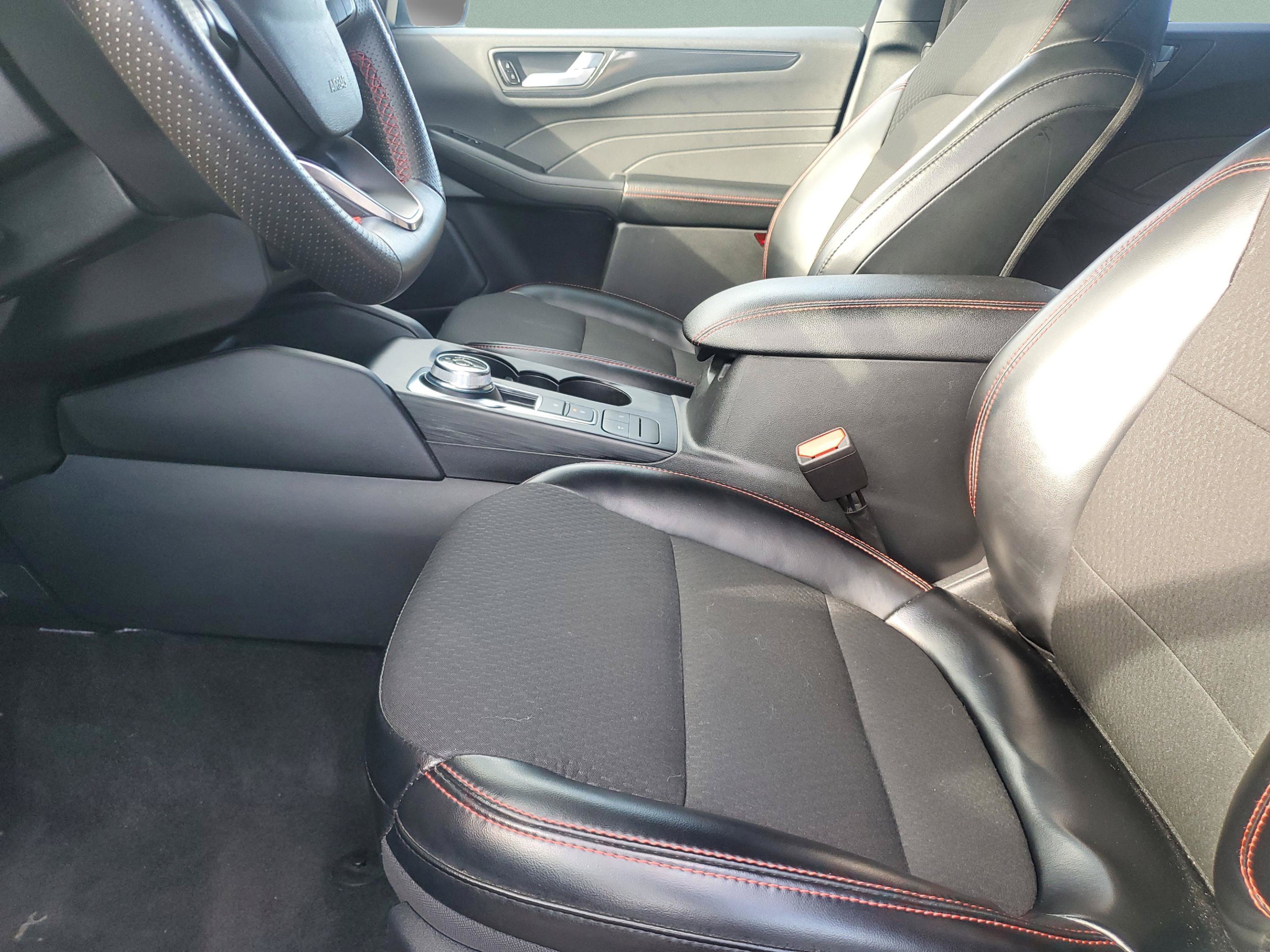 Certified 2024 Ford Escape ST-Line FWD image 19