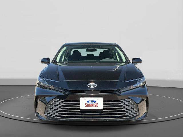 Used 2025 Toyota Camry LE FWD image 2