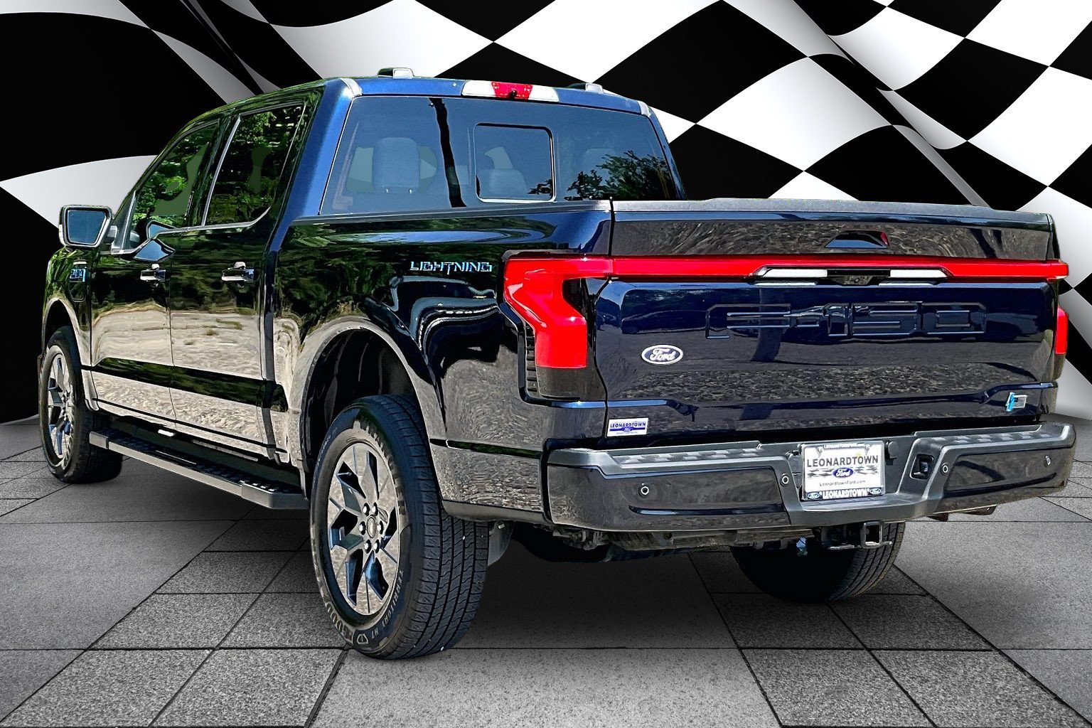 Certified 2025 Ford F150 Lightning Lariat AWD/4WD image 12