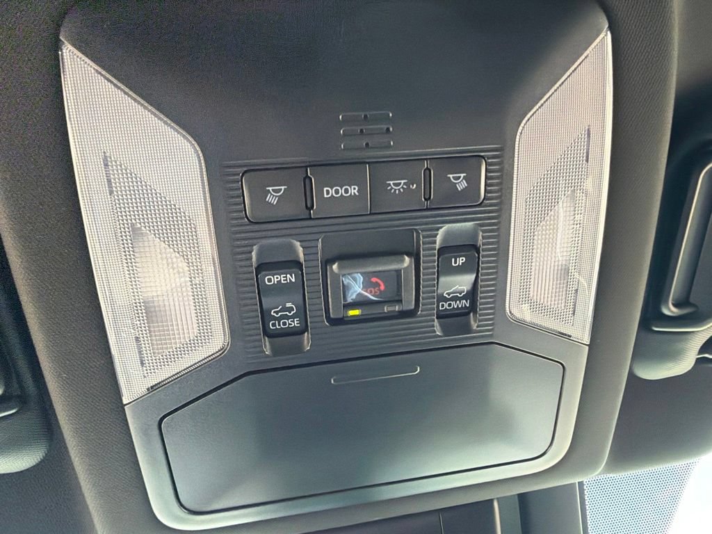 Used 2023 Toyota RAV4 XSE AWD/4WD image 34