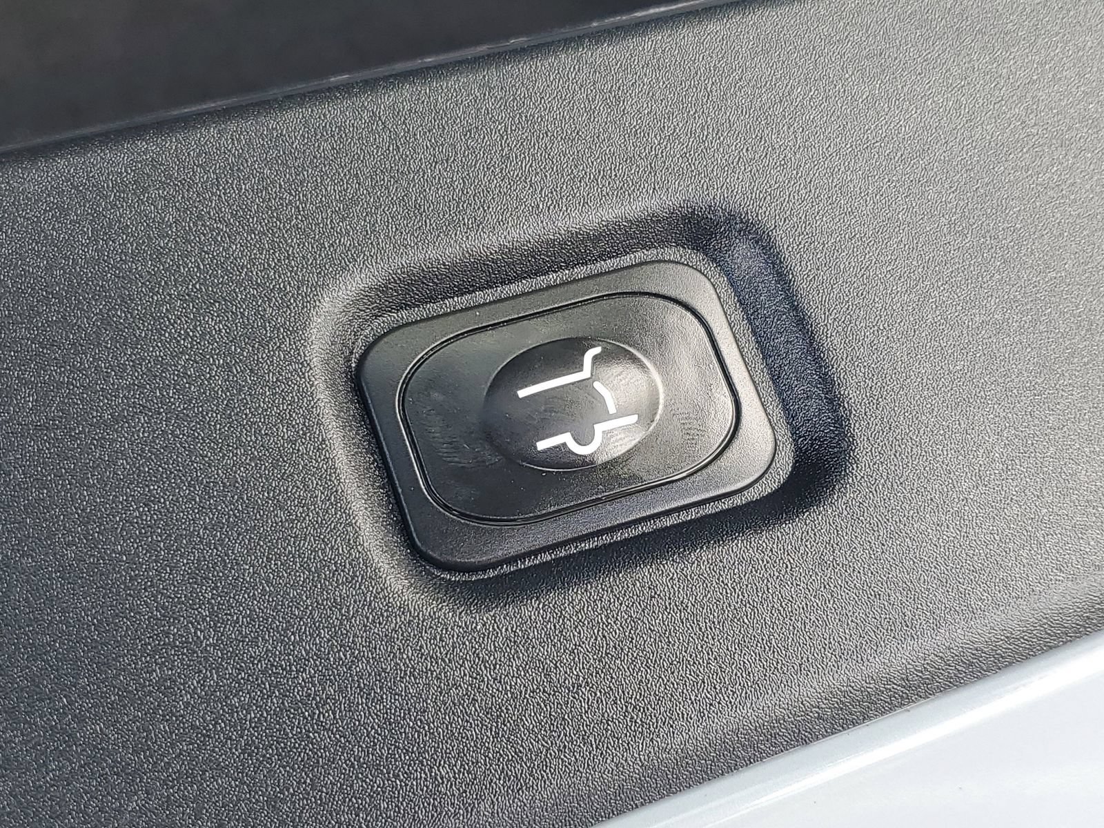 Certified 2025 Ford Expedition Platinum AWD/4WD image 8