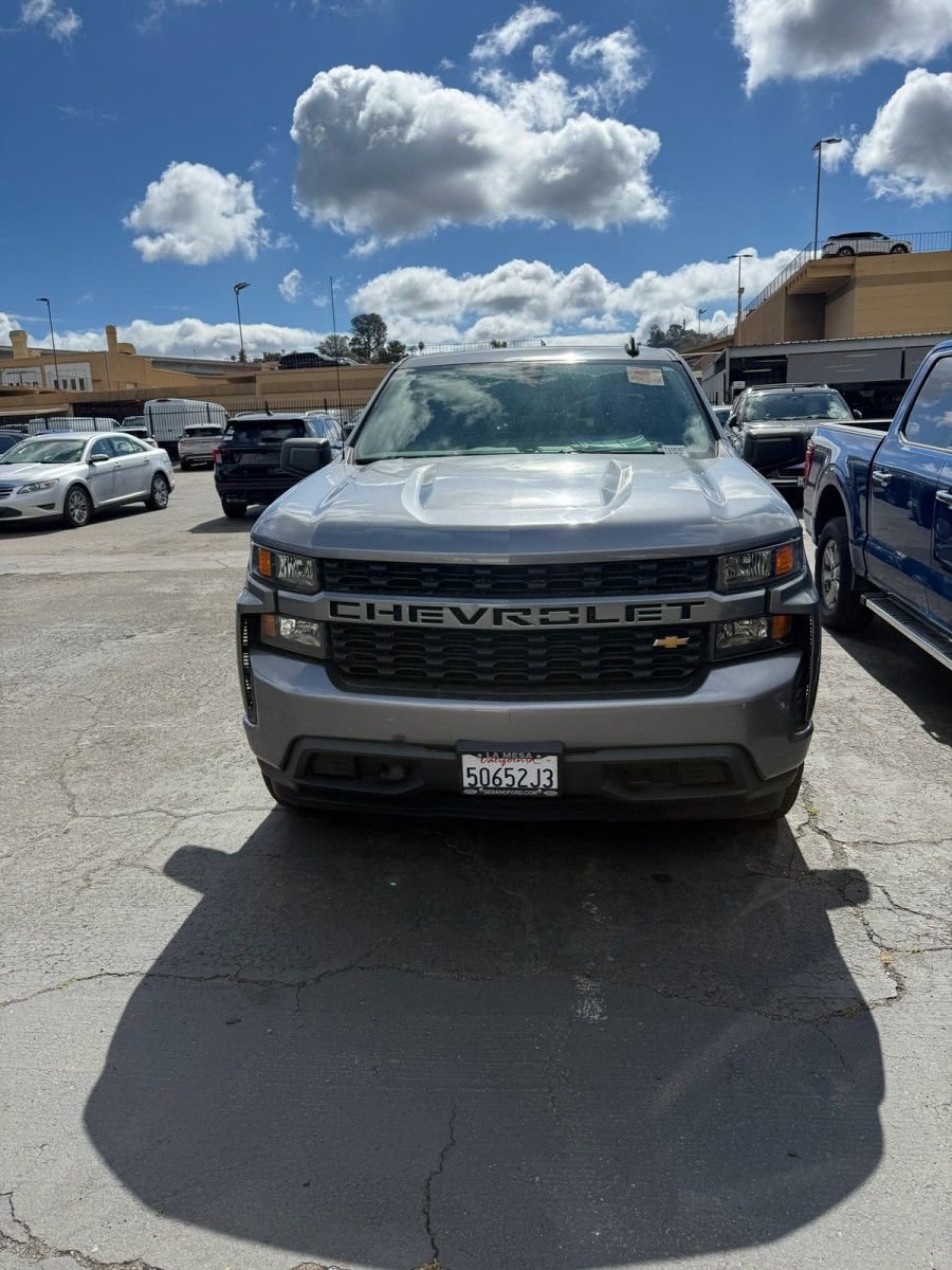 Used 2021 Chevrolet Silverado 1500 Custom RWD image 2