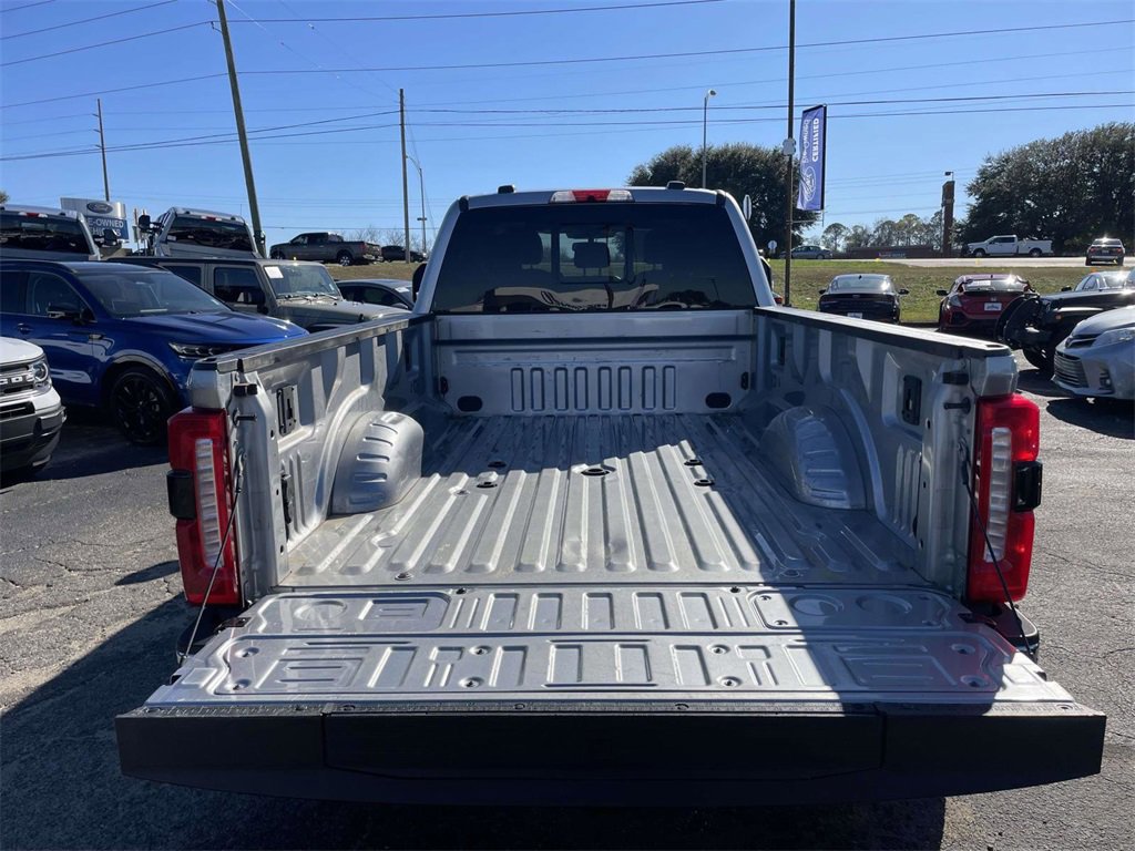 Certified 2023 Ford F350 Lariat w/ Lariat Ultimate Package image 10